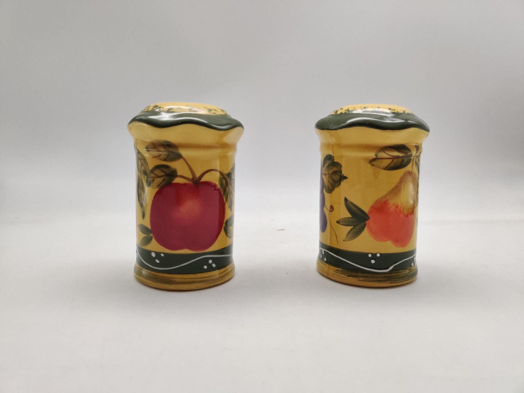 ACK Salt and Pepper Shaker, Kitchen Décor with Napkin holder