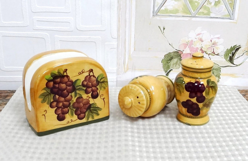 ACK Salt and Pepper Shaker, Kitchen Décor with Napkin holder